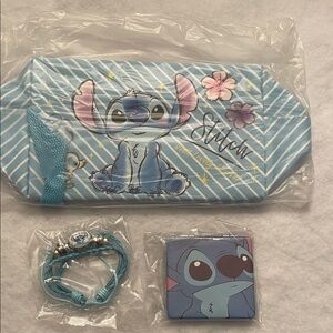 Stitch Blue Kids Accessory Set nwt travel cosmetic bag, mirror, bracelet